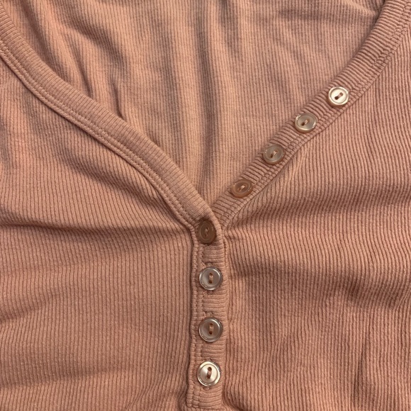 Ambiance Womens M Pink Henley Short Sleeve Tee - Picture 3 of 4